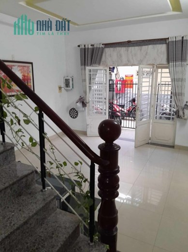 NHÀ 2 TẦNG 2 MÊ, LÔ GÓC 2 THOÁNG GIÁ RẺ TT HẢI CHÂU, HÒA CƯỜNG