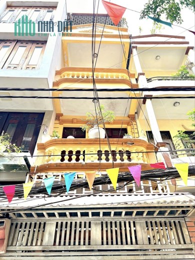 Bán nhà Nguyễn Ngọc Nại 70m x 4 tầng, ô tô đỗ cửa, ngõ thông thoáng