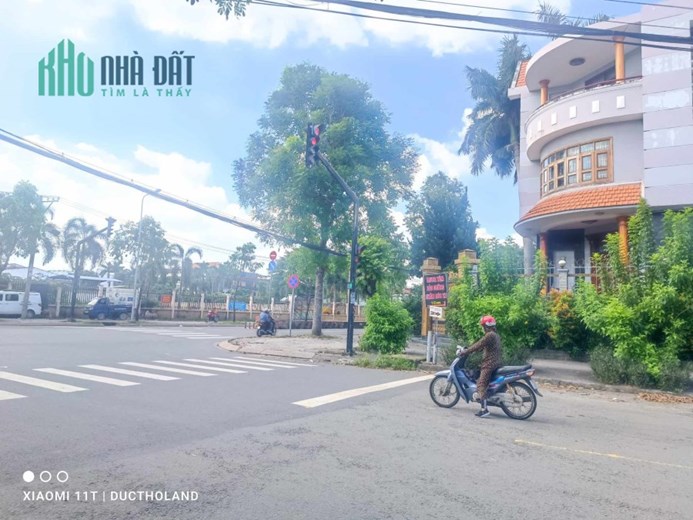 Bán đất 10x20m lô góc 2 mặt tiền ĐẸP chính chủ Khu Biệt thự Lê Thị Riêng Thới An Quận 12