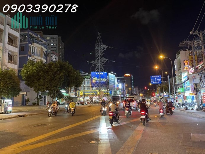 TÂN PHÚ (8x25) - NGAY NGÃ 4 ÂU CƠ- LẠC LONG QUÂN - XE HƠI TRÁNH - 200M2 - NHỈNH 17 TỶ ( GẤP BÁN)