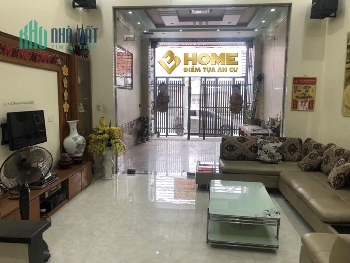 MT1257. CHO THUÊ NHÀ MẶT ĐƯỜNG ĐẠI LỘ TÔN ĐỨC THẮNG 87M2 MẶT TIỀN 5M