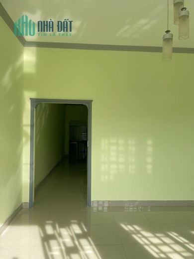 Bán nhà Mái Thái MT Hùng Vương Nhơn Trạch  241m2 SHR 6 tỷ. Lh:0975337360