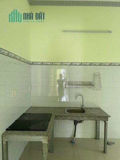Bán nhà Mái Thái MT Hùng Vương Nhơn Trạch  241m2 SHR 6 tỷ. Lh:0975337360