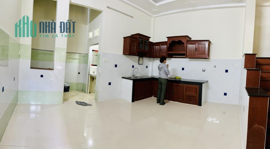 Nhà Tô Ký ngay CVPM Quang Trung, Trung Mỹ Tây Quận 12 Diện tích  5,3X16,5