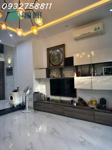 Căn nhà phố Euro Village Bằng Lăng 1 hiếm hoi rao bán với giá cực tốt bán đất tặng kèm nhà