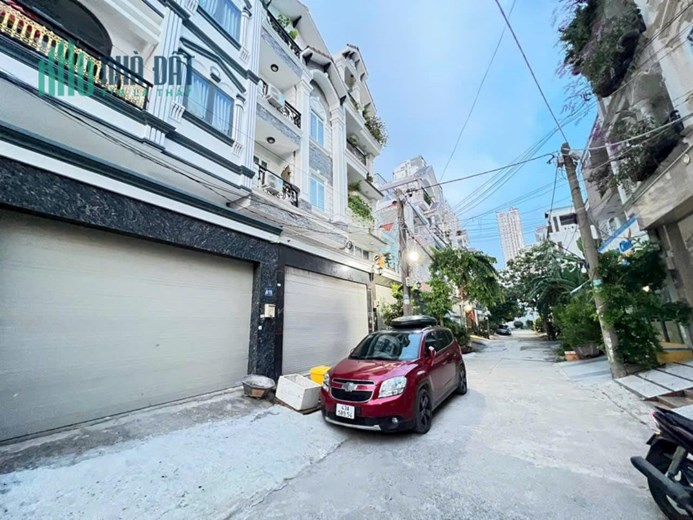 Nhà Giá Rẻ Cách Phú Mỹ Hưng 1 Bước Chân, KDC LaCaSa, 5x16m, 9.3 Tỷ, Quận 7
