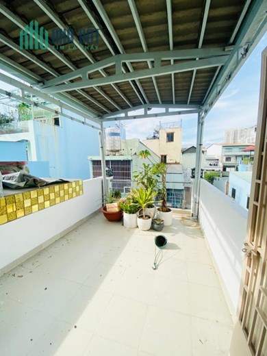 Bán nhà 40m2 4 tầng cạnh Tùng Thiện Vương - Hoàn công đủ - Không ngập nước
