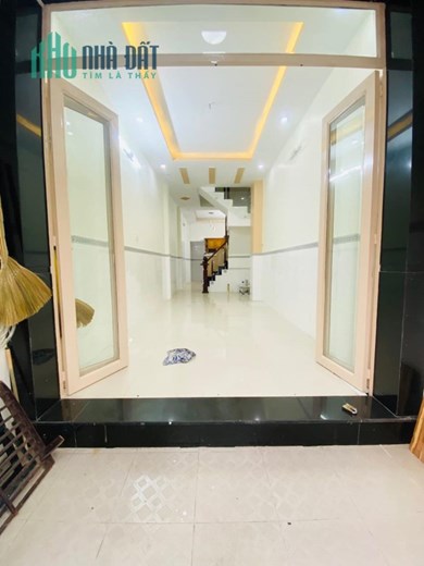 Bán nhà 40m2 4 tầng cạnh Tùng Thiện Vương - Hoàn công đủ - Không ngập nước