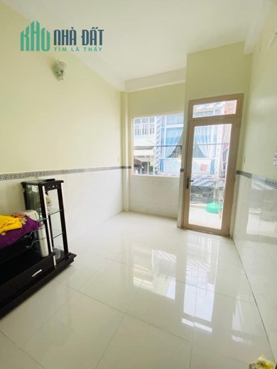 Bán nhà 40m2 4 tầng cạnh Tùng Thiện Vương - Hoàn công đủ - Không ngập nước