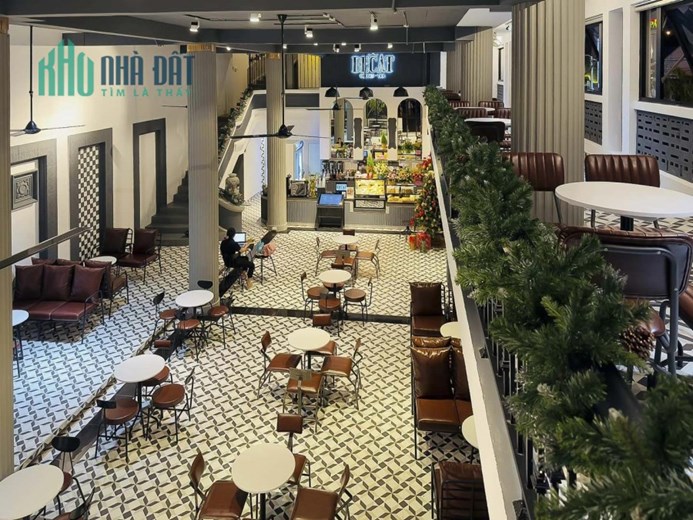 Bán nhà mặt phố Trần Hưng Đạo, Hoàn Kiếm, vị trí đẹp, 760m, Mặt Tiền 21m, 650 tỷ.