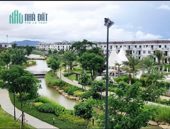Cần bán nhà 1 trệt 3 lầu giá chỉ 4.7 tỷ tại thành phố Vũng Tàu. Lh: 0373.817.178