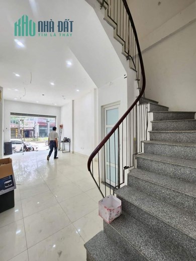 ⚜️ MẶT PHỐ LẠC LONG QUÂN, TÂY HỒ, 1 MẶT Ô TÔ TRÁNH, 40M2 5T MT 4M, Ở VÀ KD, 20.8 TỶ ⚜️