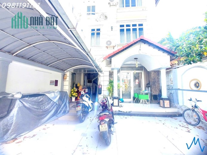 BÁN NHÀ LÊ VĂN LƯƠNG, PHƯỚC KIỂNG 200M2 (8*25)MẶT TIỀN KHỦNG CHỈ :15,5 TỶ