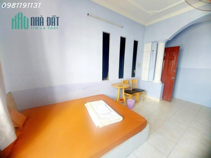 BÁN NHÀ LÊ VĂN LƯƠNG, PHƯỚC KIỂNG 200M2 (8*25)MẶT TIỀN KHỦNG CHỈ :15,5 TỶ