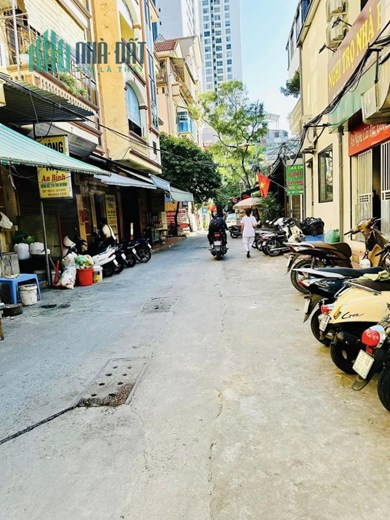 BÁN NHÀ NGUYỄN CHÍ THANH, DỐNG ĐA 70M, 5T, MT 4M, OTO KINH DOANH, 14 TỶ. 0937651883.