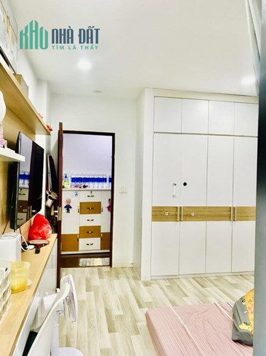 Hiếm Ba Tháng Hai - Quận10 - 4 tầng - HXH Thông - Khu Bàn Cờ