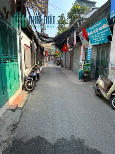 Bán đất Vĩnh Hưng, Hoàng Mai, tặng nhà cấp 4, ngõ thông, ô tô đỗ cửa 43 m2, 3 tỷ 400