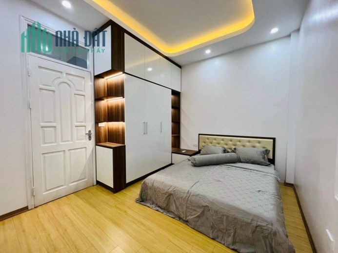 Bán nhà Võng Thị, Thuỵ Khuê, Tây Hồ. 46mx4; MT 4m; giá 6 tỷ 25.