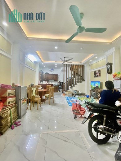 bán nhà cạnh THPT Mỹ Đình -  gần bến xe, sân vận động - giá 6,4 tỷ