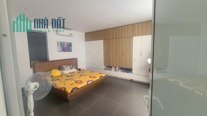 Cực hiếm. Bán nhà đường Trần Phú, Hà Đông.  42m2 x 3T. MT 4.5m. GẦN PHỐ. Hơn 3 Tỷ. 0968084286