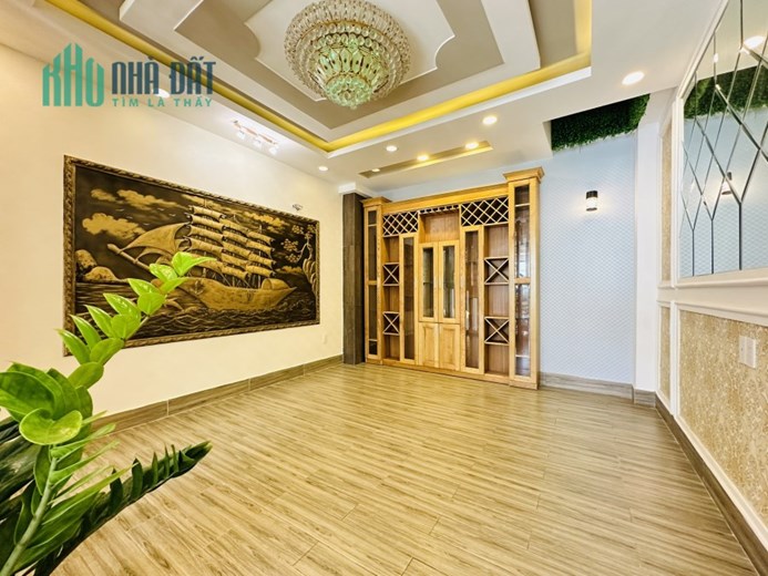 Bán nhà Nguyễn Oanh, Gò Vấp 100m2 hẻm xe tải đua 10m 4 tầng 5PN giá giảm 7,6 tỷ