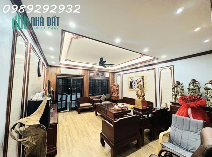 Ngõ 34 Hoàng Cầu,Đống Đa.Ngõ to như phố,gara oto,kinh doanh.70mx15,8tỷ