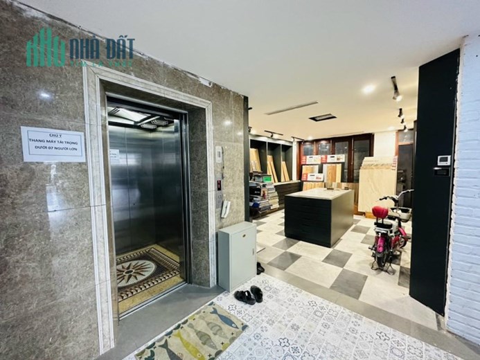 Bán nhà 9 tầng mặt phố Giải Phóng, Thanh Xuân