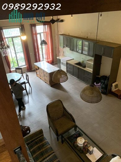 Nhà đẹp view Hồ Hoàng Cầu.Oto tránh,thang máy,kinh doanh.60mx 6t x19tỷ