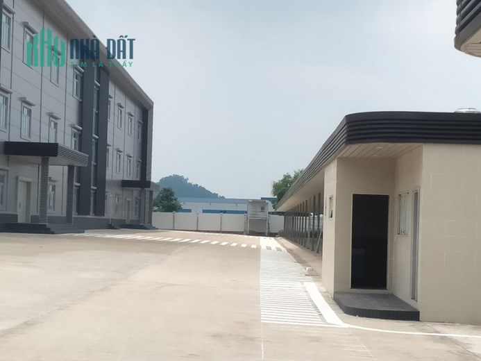 Cho thuê nhà xưởng tiêu chuẩn DT từ 5.000m2, đến 5ha tại KCN Đồng Văn, full tiện ích, giá 60k/m2.