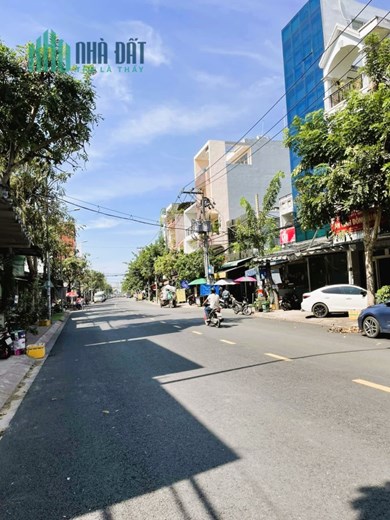 Mặt tiền Nguyễn Phúc Chu, đường nhựa, vỉa hè 4m, hơn 5 tỷ