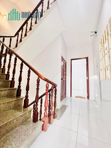 Bán Nhà 4 Tầng,Sát Mặt Tiền, 72m2, Quận 6, Chỉ 5 Tỷ xxx.