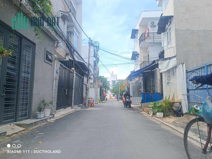 Bán GẤP nhà 2 tầng, 60m2, nở 5.8m hơn 3 Tỷ, HXH Vườn Lài, An Phú Đông, Quận 12