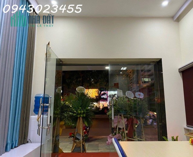Chính chủ cho thuê tầng 1 mặt bằng kinh doanh, văn phòng, bán hàng online tại số 122 A Quang Trung,