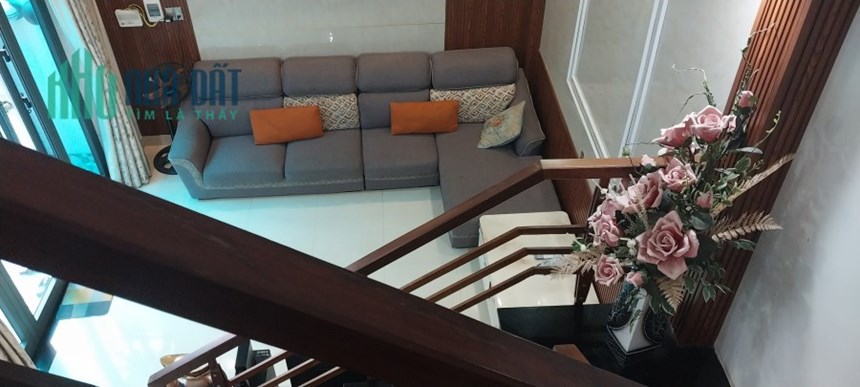 ♣ Nhà Trưng Nữ Vương gần Lê Đình Thám, 65m2, 2 tầng, kiên cố, chất lượng