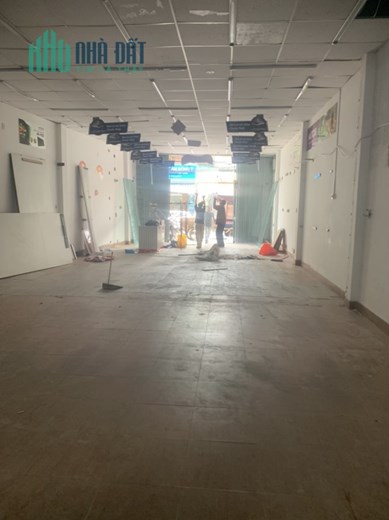 Cho thuê mặt bằng đường Núi Thành  Ngang 5,5m đoạn gần trưng nữ vương