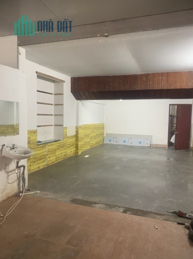 Cho thuê mặt bằng đường Núi Thành  Ngang 5,5m đoạn gần trưng nữ vương