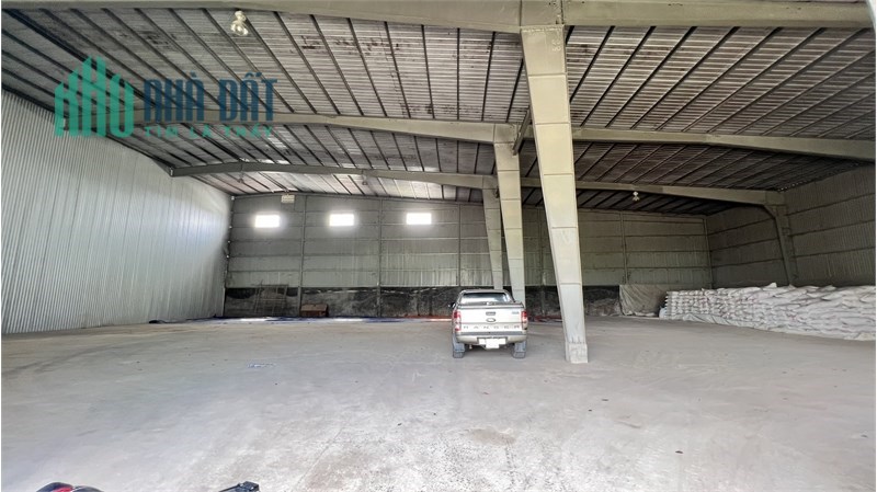 nhà xưởng sản xuất , kho bãi chứa hàng. phù hợp nhiều ngành nghề, trạm điện sd chung