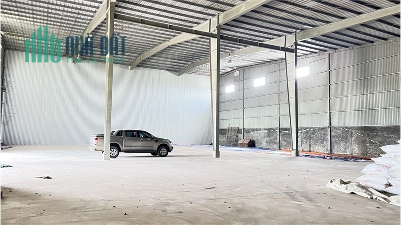 nhà xưởng sản xuất , kho bãi chứa hàng. Sx nhiều ngành nghề, trạm cân nội bộ