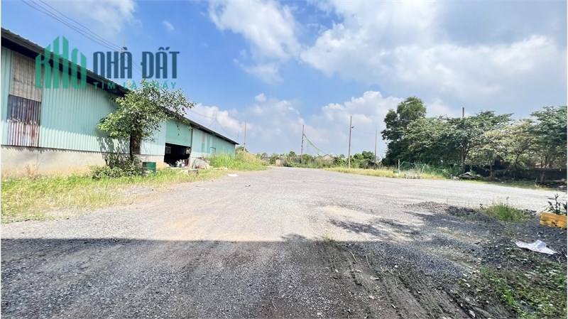 nhà xưởng sản xuất , kho bãi chứa hàng. Sx nhiều ngành nghề, sân cont quay đầu thoải mái
