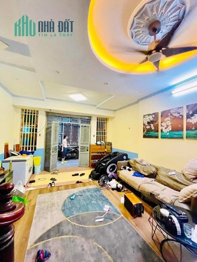 Bán nhà mặt ngõ Vương Thừa Vũ 40m x 5 tầng, mt: 4,5m, Giá: 7.4 tỷ