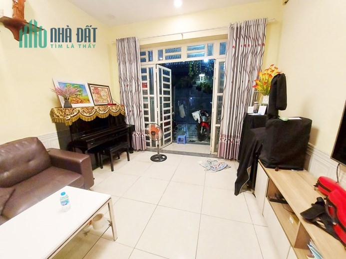CHỈ NHỈNH 5 TỶ - MẶT TIỀN KINH DOANH NGAY NGUYỄN VĂN QUÁ QUẬN 12 - 71M2, 2 TẦNG BTCT.