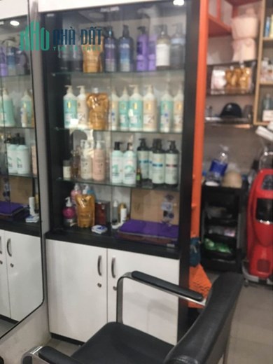 Chính chủ cần sang nhượng lại mặt bằng Đối diện sảnh C toà nhà D2 Giảng Võ - Trần Huy Niệu- Ba Đình