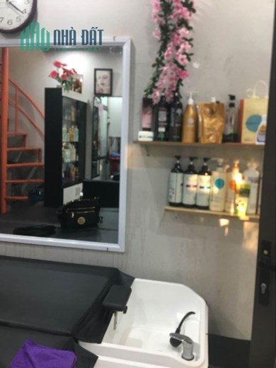 Chính chủ cần sang nhượng lại mặt bằng Đối diện sảnh C toà nhà D2 Giảng Võ - Trần Huy Niệu- Ba Đình