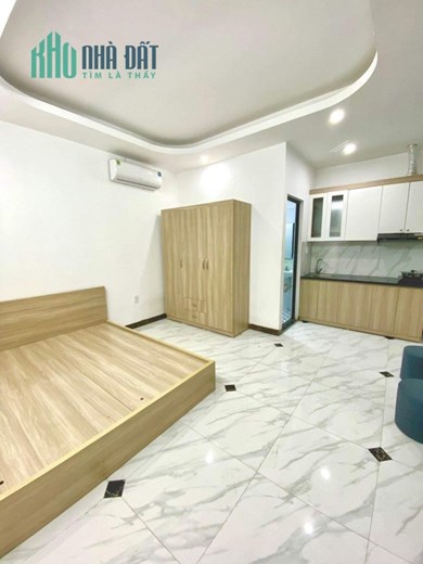 Góc nhượng phòng studio siêu rộng gần BkX giá 4tr5 79 thanh lân Giáp Bát,Linh Đàm
