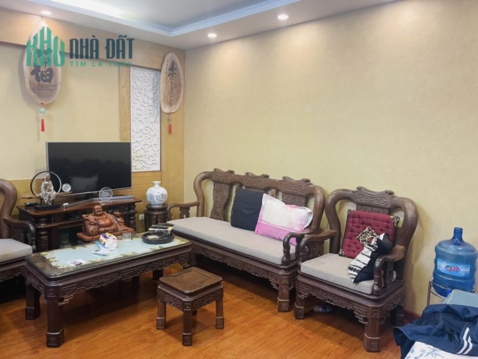 💥Nhà đẹp, Ngõ to thoáng, Trần Thái Tông 40m 5T, MT 5m, chỉ 5.45 tỷ💥