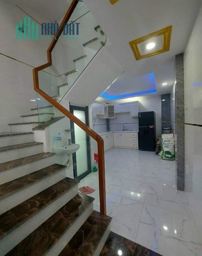 TRUNG TÂM QUẬN 11 NHÀ 5 TẦNG MỚI NỘI THẤT ĐẸP - 2 CĂN ĐÔI 84m2