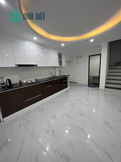 Bán nhà Thịnh Quang Nhà Đẹp full nội thất 30m ô tô 48m2 5Tầng  MT 3,6m  chỉ 5,6 tỷ LHCC.