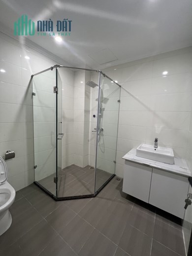 Bán nhà Thịnh Quang Nhà Đẹp full nội thất 30m ô tô 48m2 5Tầng  MT 3,6m  chỉ 5,6 tỷ LHCC.