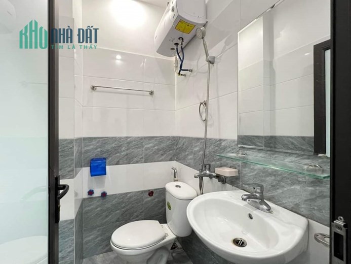 Bán nhà Trung Hành, 40m 3 tầng GIÁ 2 tỉ gần ngay Sân Bóng Đằng Lâm