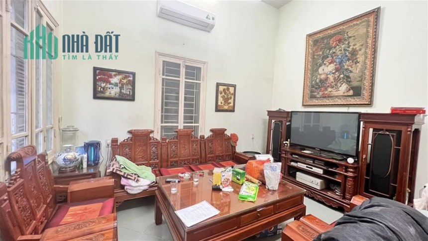 Bán Nhà Phố Võng Thị Quận Tây Hồ. 111m Mặt Tiền 12m Nhỉnh 10 Tỷ. Cam Kết Ảnh Thật Mô Tả Chính Xác.